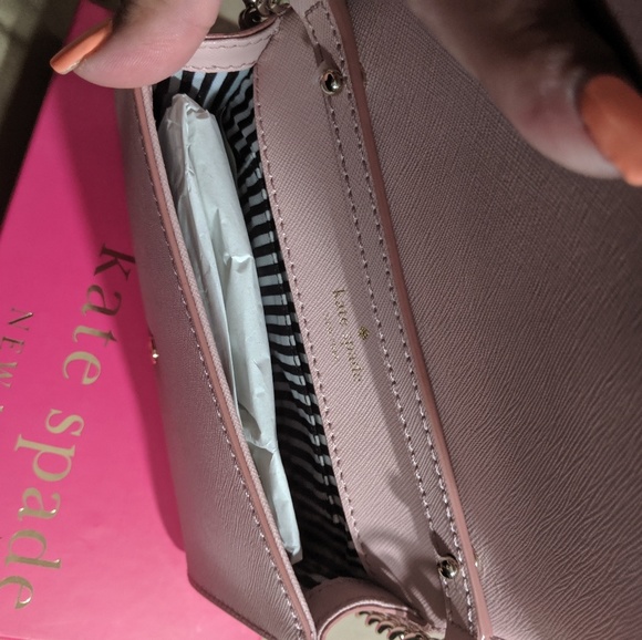 Crossbody Kate Spade Purse - Picture 2 of 8